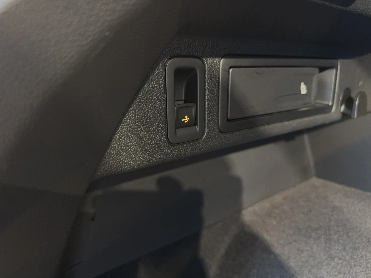 Volkswagen Tiguan - Zdjęcie 16