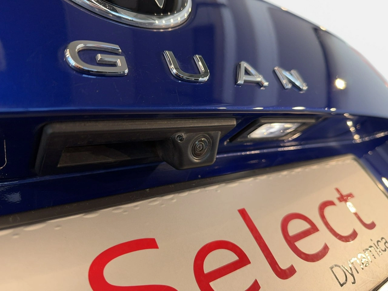 Volkswagen Tiguan - Zdjęcie 17