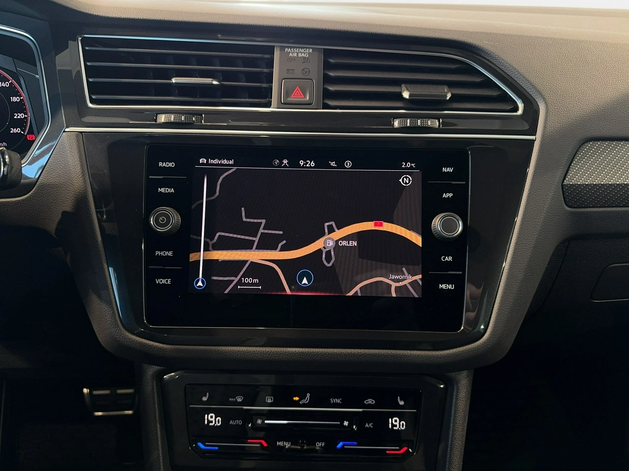 Volkswagen Tiguan - Zdjęcie 24