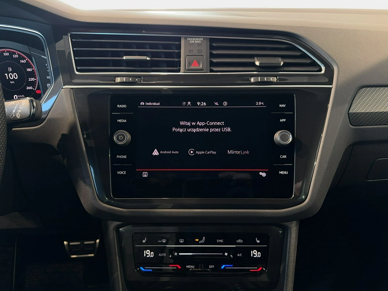 Volkswagen Tiguan - Zdjęcie 26