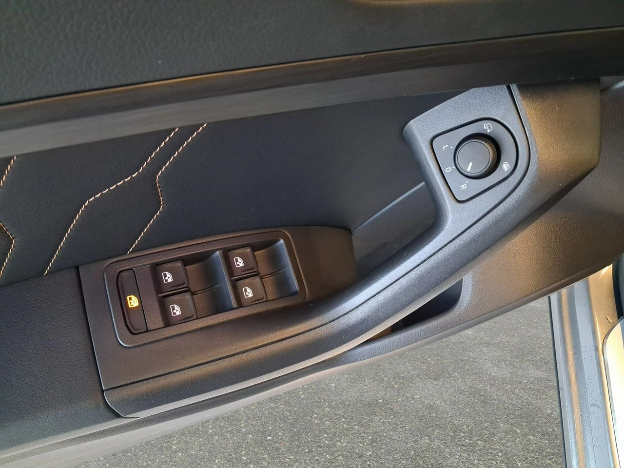 Cupra Ateca - Zdjęcie 21