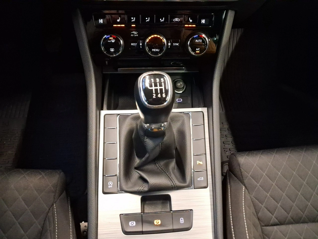 Skoda Superb - Zdjęcie 19