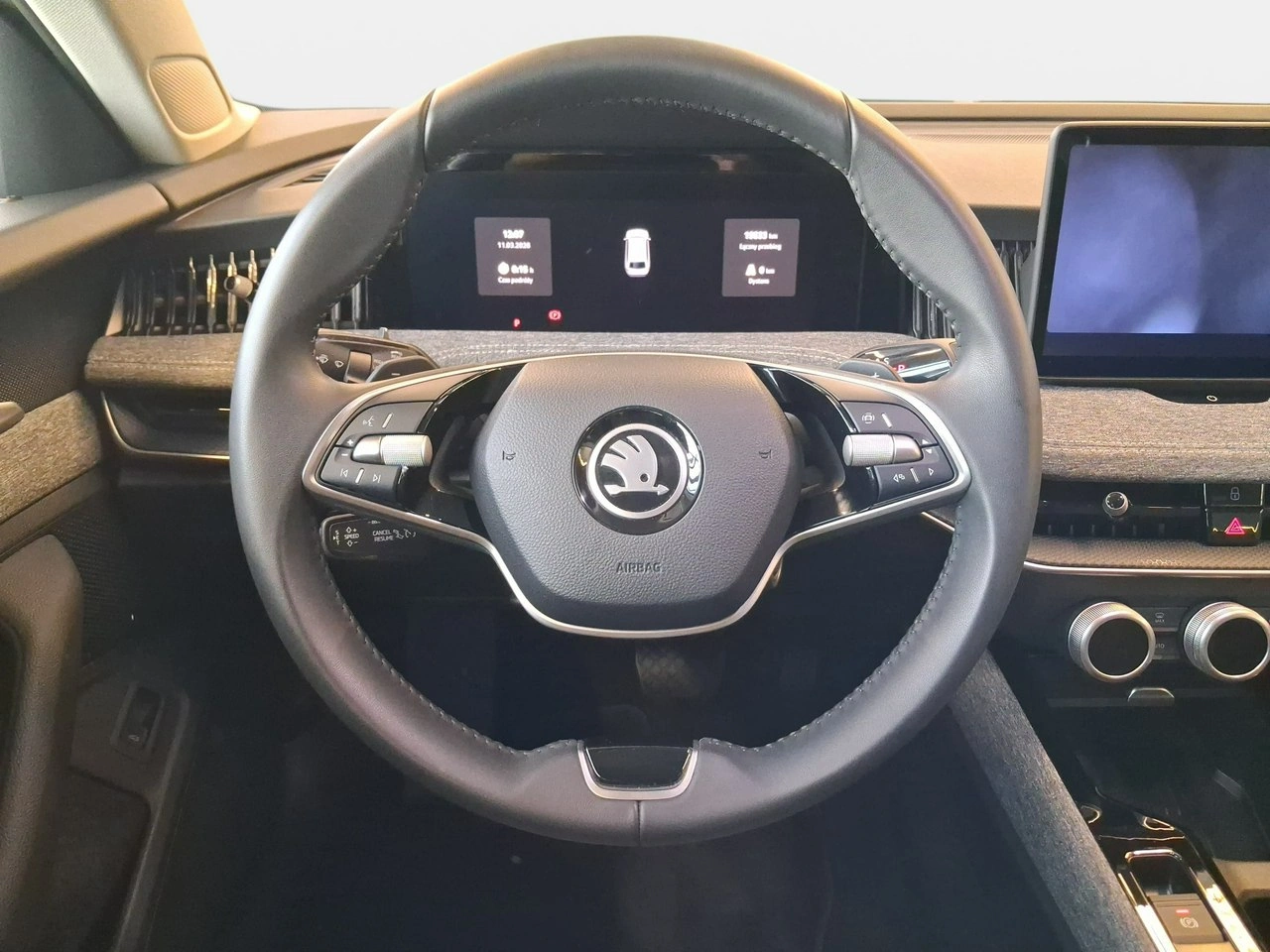 Skoda Superb - Zdjęcie 16