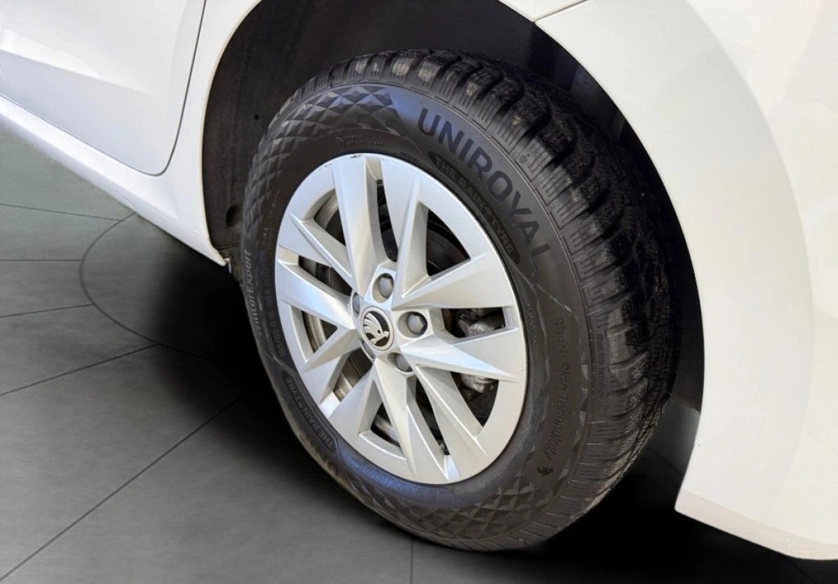 Skoda Fabia - Zdjęcie 8