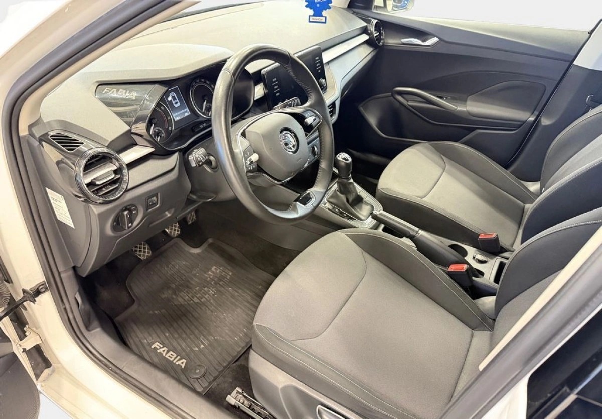 Skoda Fabia - Zdjęcie 17