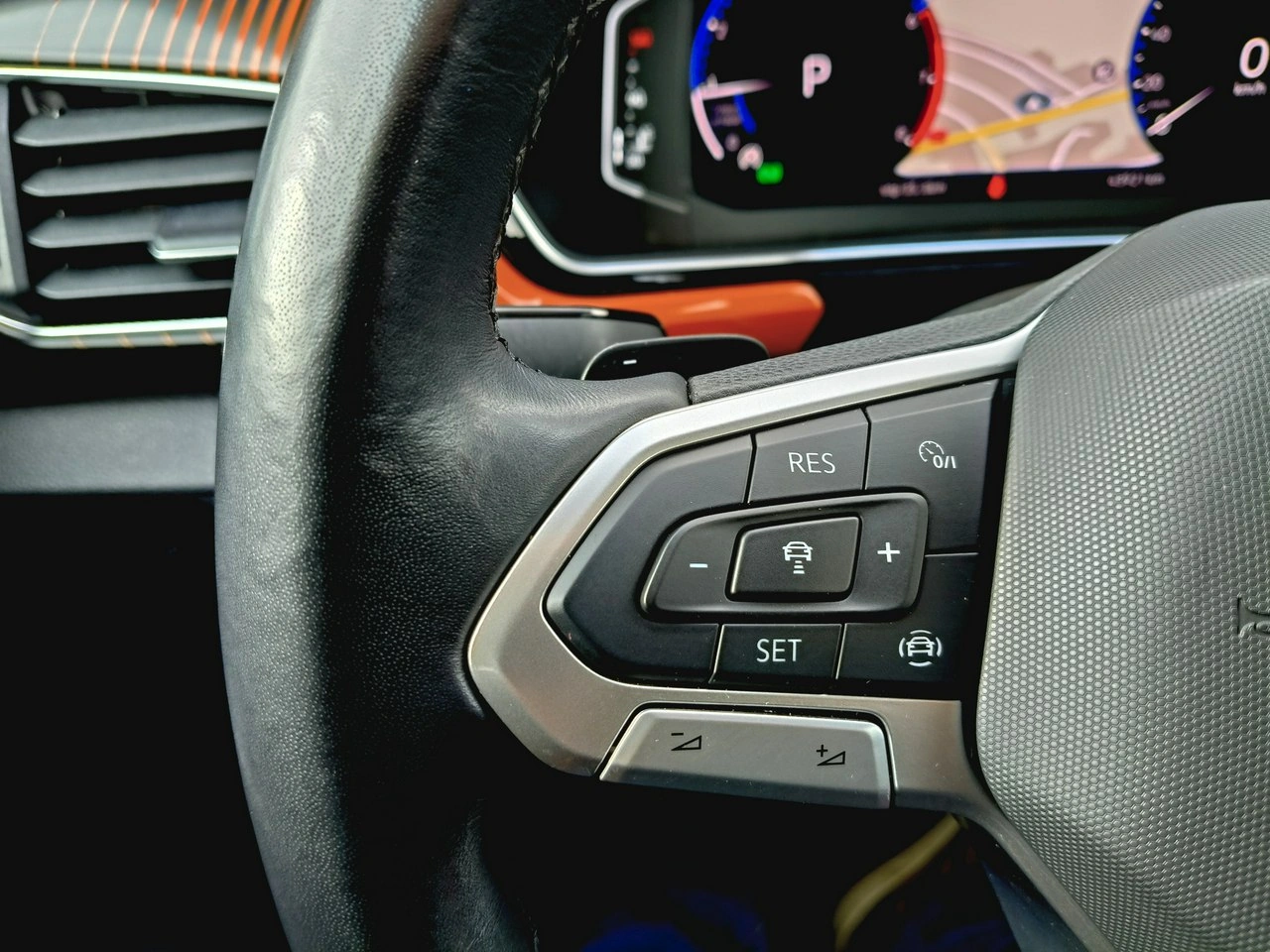 Volkswagen T-Cross - Zdjęcie 9