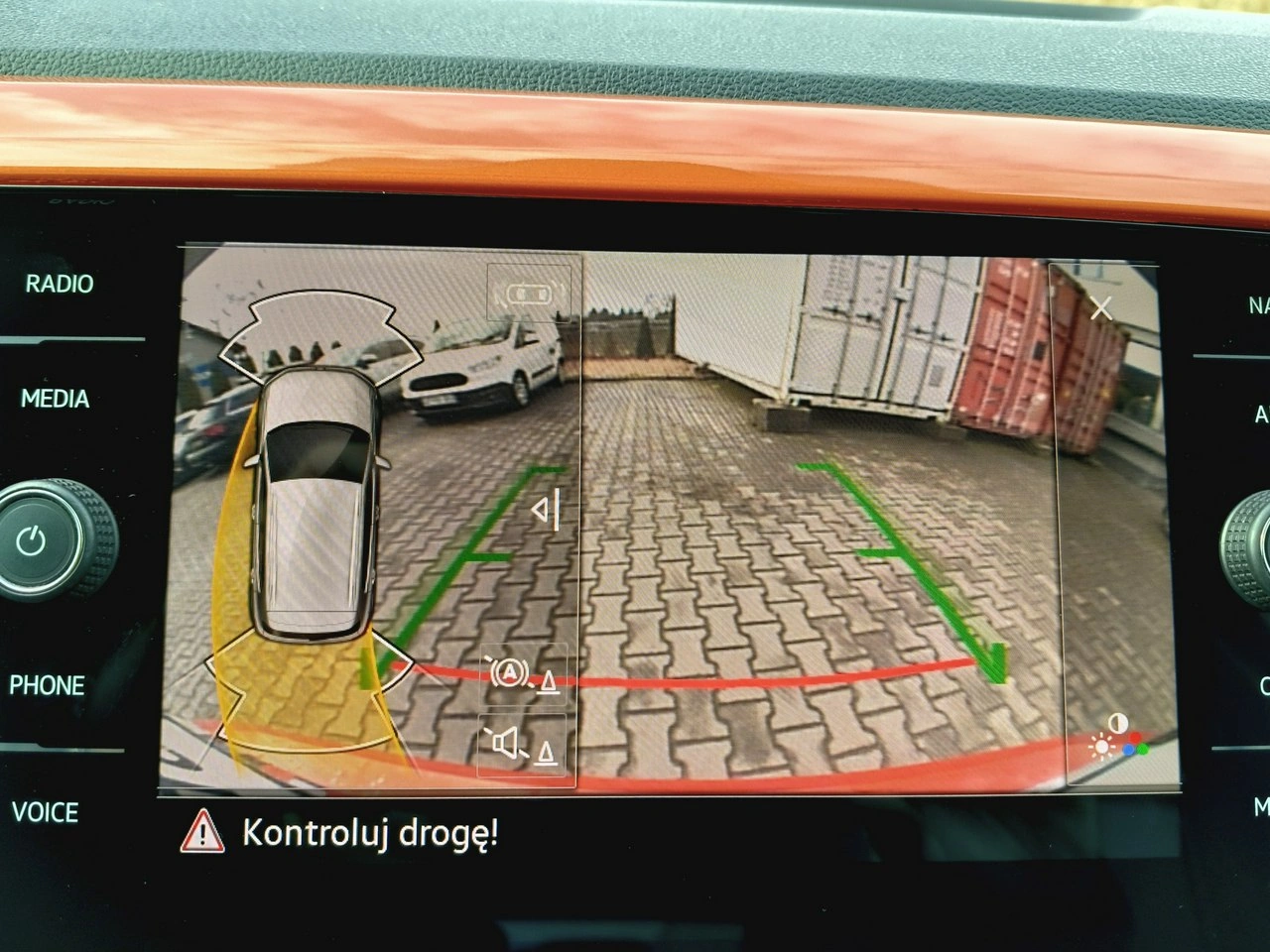 Volkswagen T-Cross - Zdjęcie 8