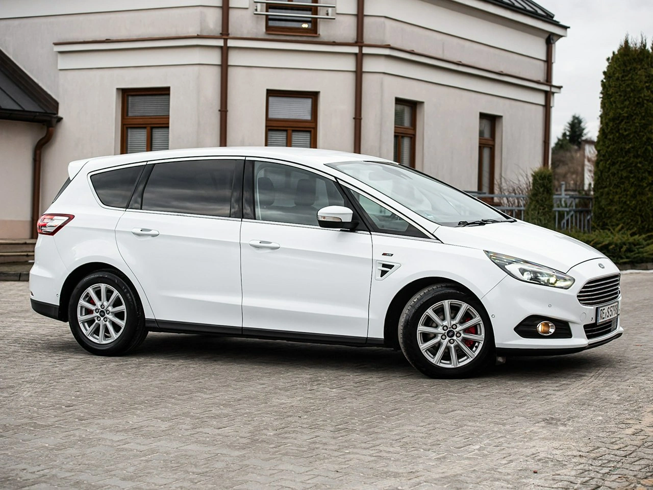 Ford S-Max - Zdjęcie 17