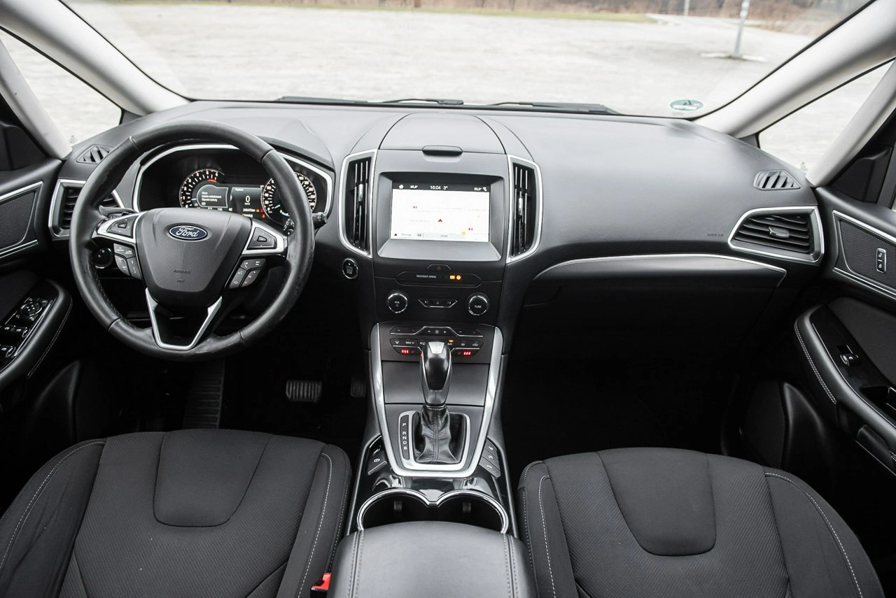 Ford S-Max - Zdjęcie 4