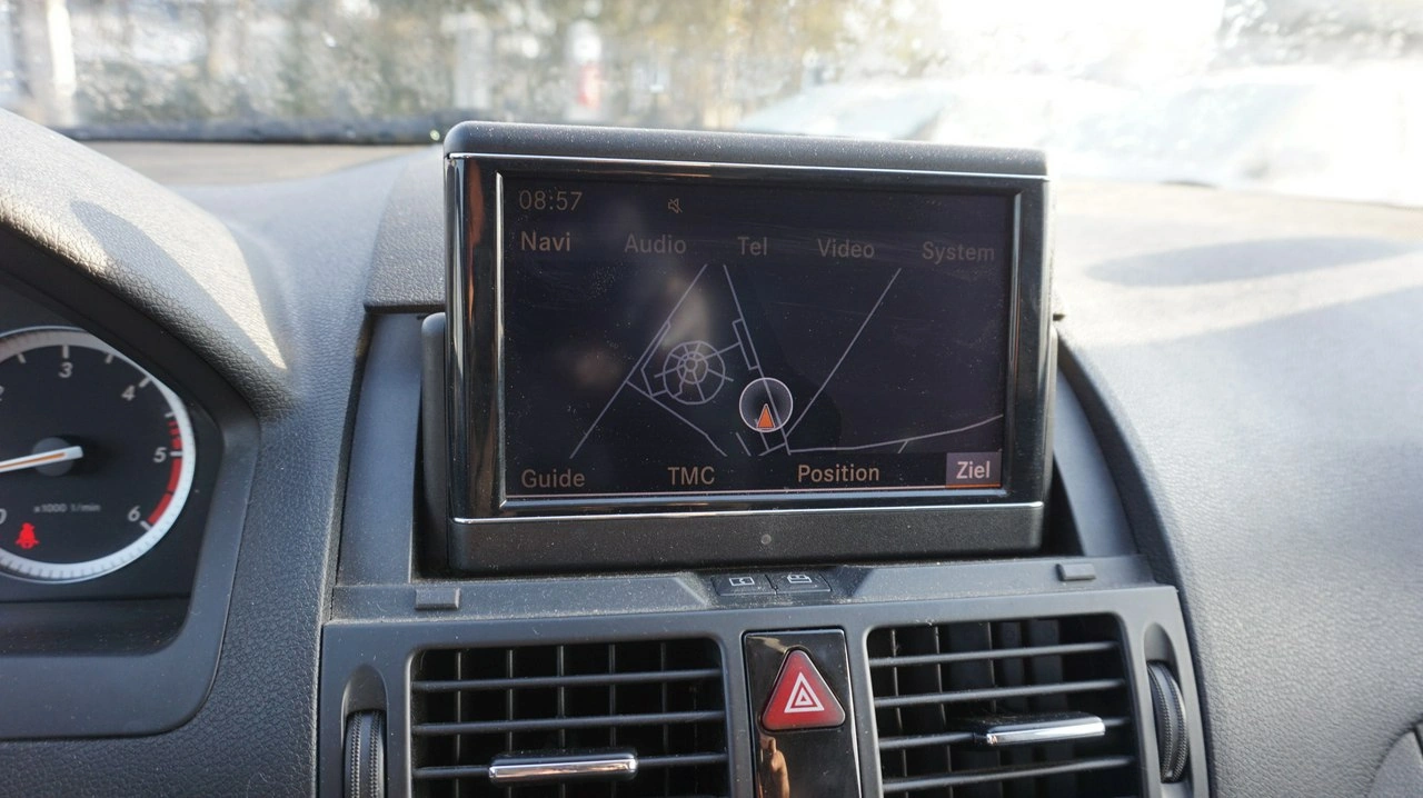 Mercedes C 320 - Zdjęcie 14