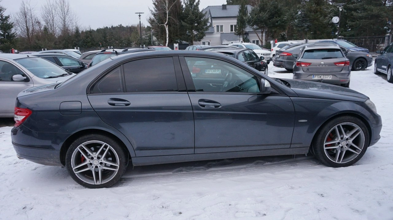 Mercedes C 320 - Zdjęcie 3