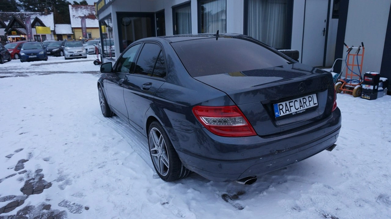 Mercedes C 320 - Zdjęcie 6
