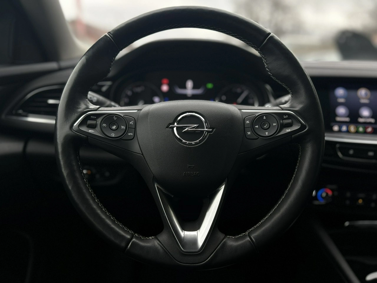 Opel Insignia - Zdjęcie 9