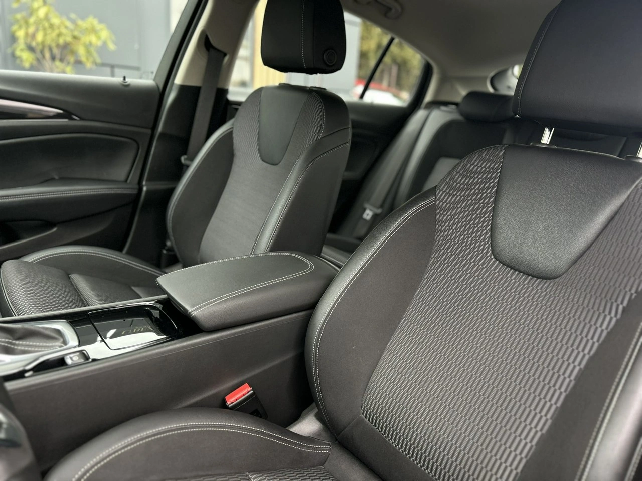 Opel Insignia - Zdjęcie 5