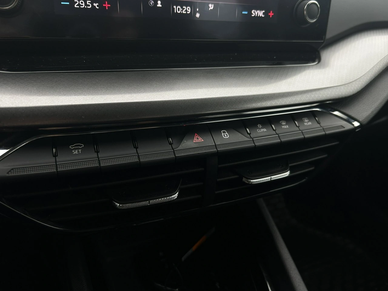 Skoda Octavia - Zdjęcie 11