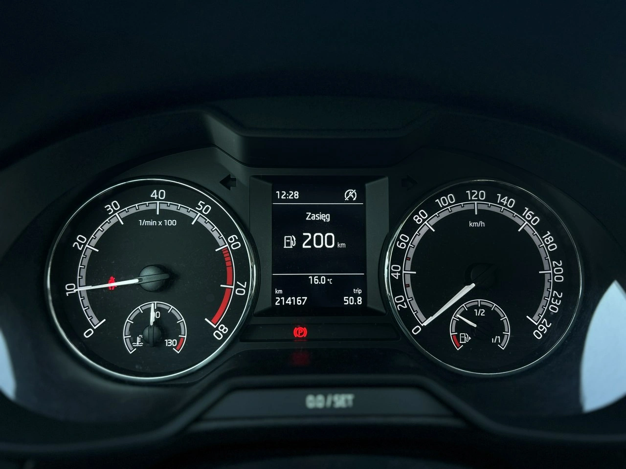 Skoda Octavia - Zdjęcie 8