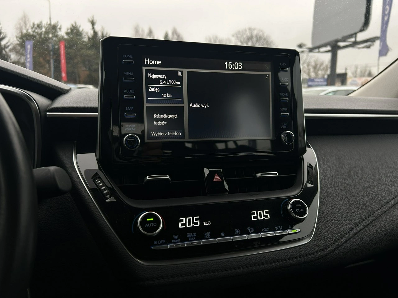 Toyota Corolla - Zdjęcie 10