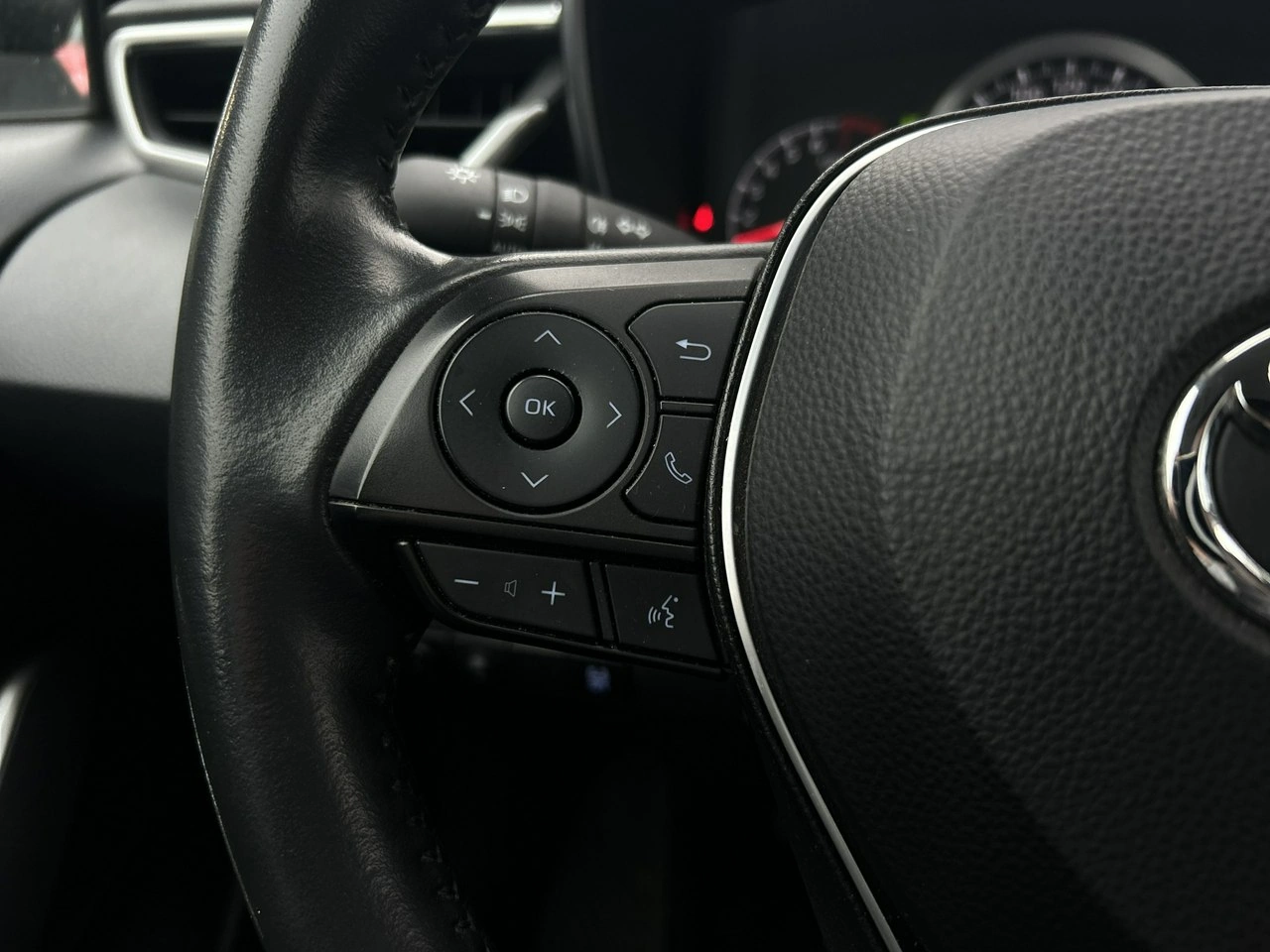 Toyota Corolla - Zdjęcie 8