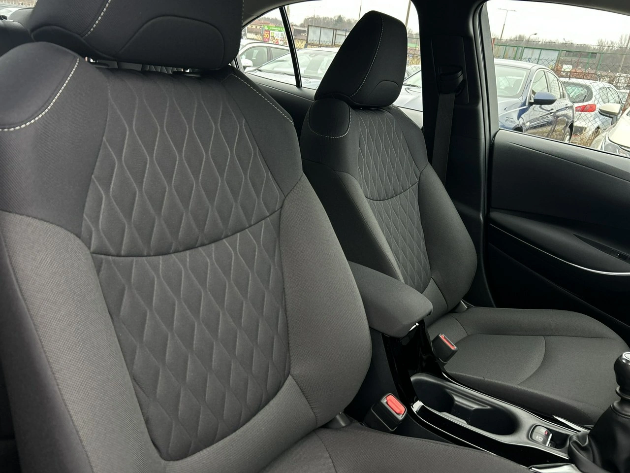 Toyota Corolla - Zdjęcie 11