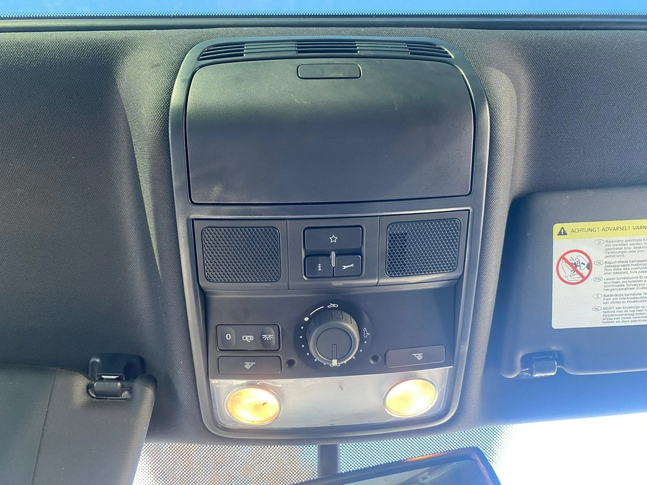 Volkswagen Passat - Zdjęcie 34