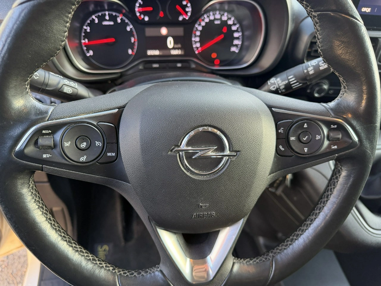 Opel Combo Life - Zdjęcie 19