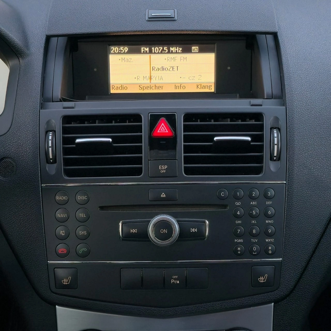 Mercedes C 180 - Zdjęcie 23