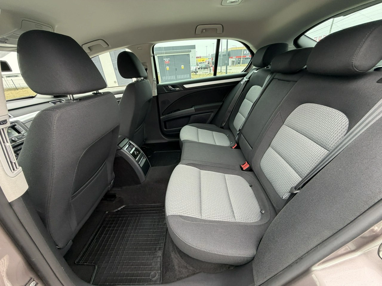 Skoda Superb - Zdjęcie 29