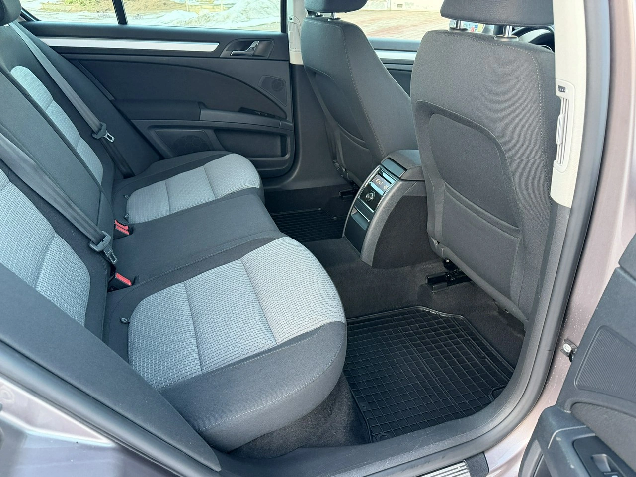 Skoda Superb - Zdjęcie 31