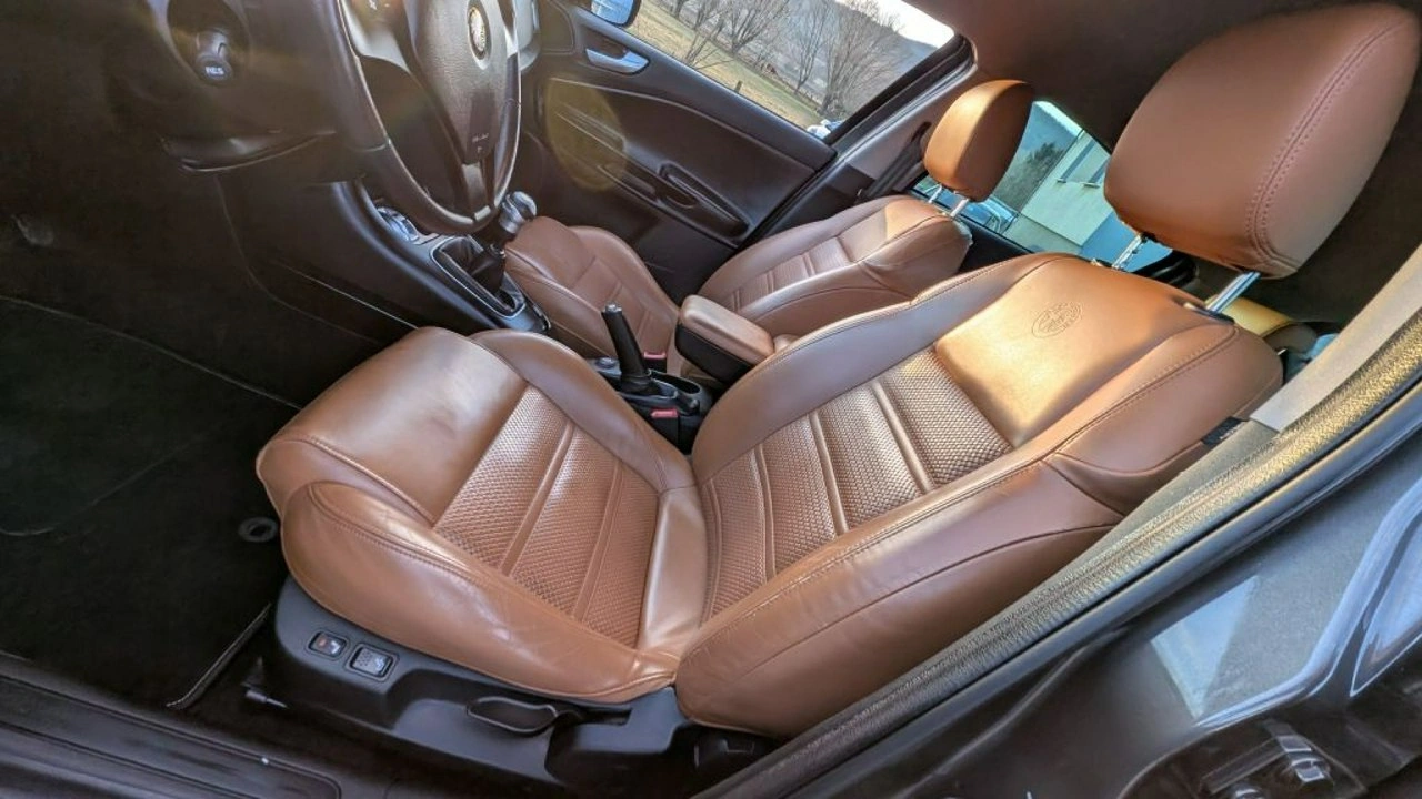 Alfa Romeo Giulietta - Zdjęcie 16