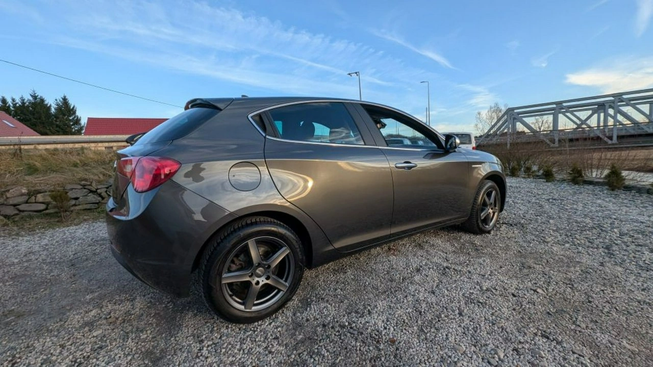 Alfa Romeo Giulietta - Zdjęcie 6