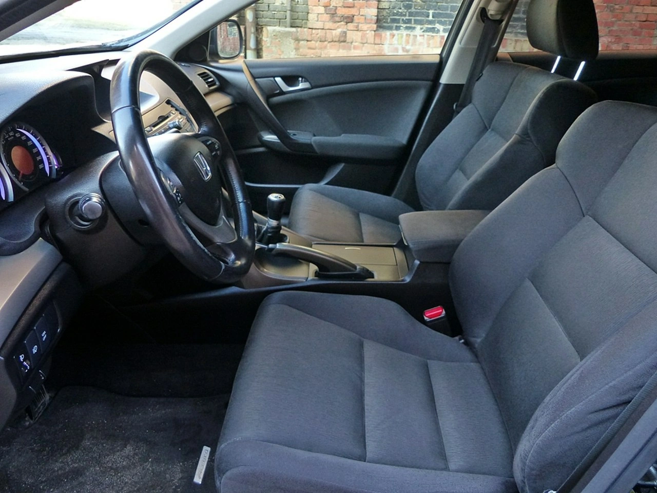 Honda Accord - Zdjęcie 18