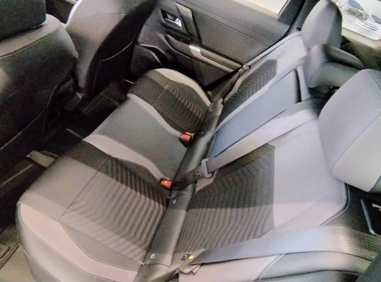 Jeep Compass - Zdjęcie 8