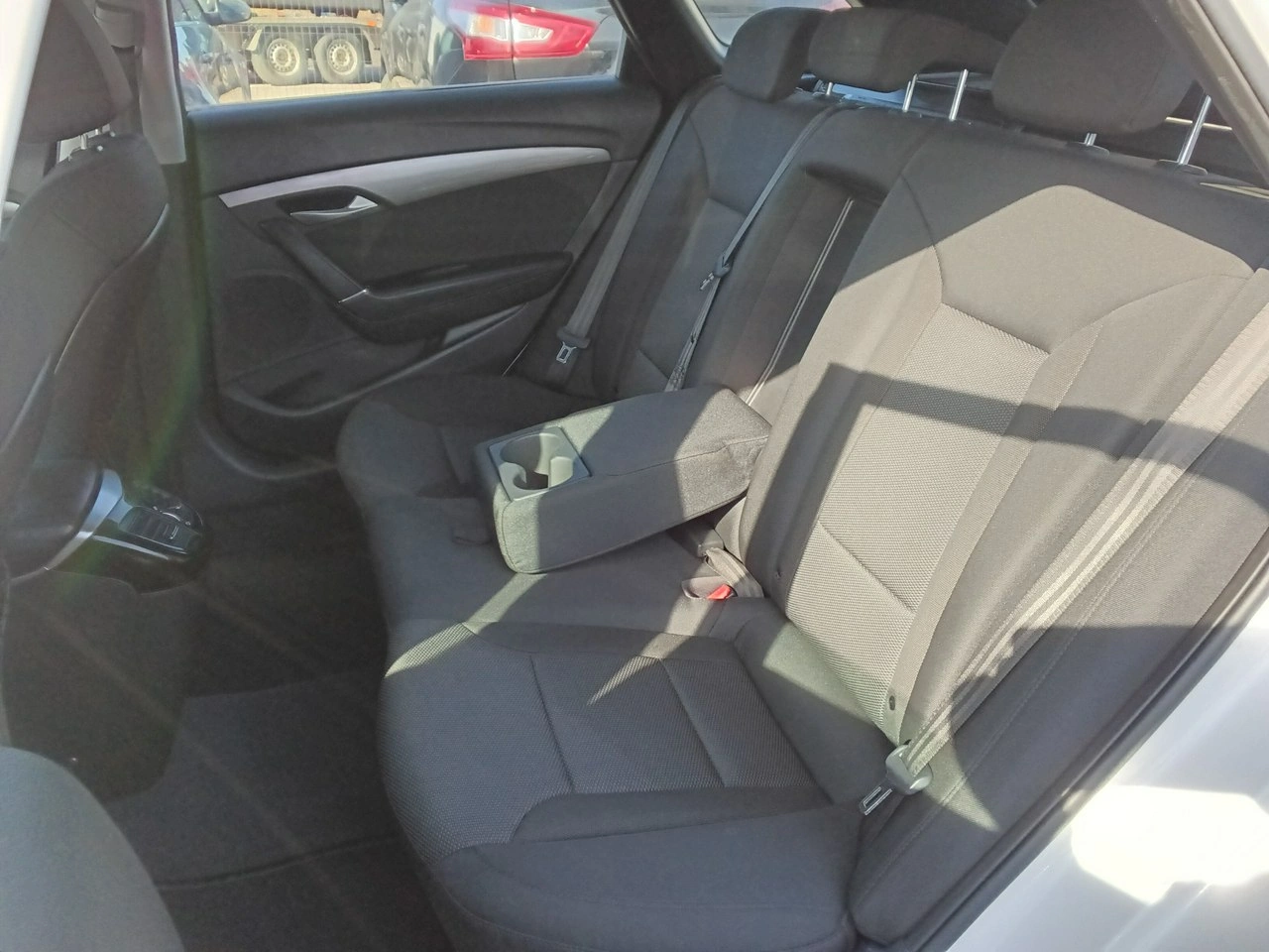 Hyundai i40 - Zdjęcie 13