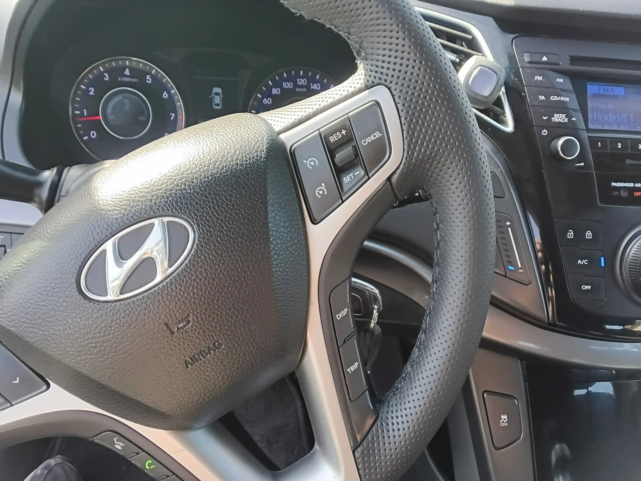 Hyundai i40 - Zdjęcie 18