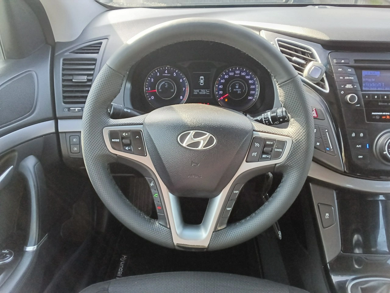 Hyundai i40 - Zdjęcie 24