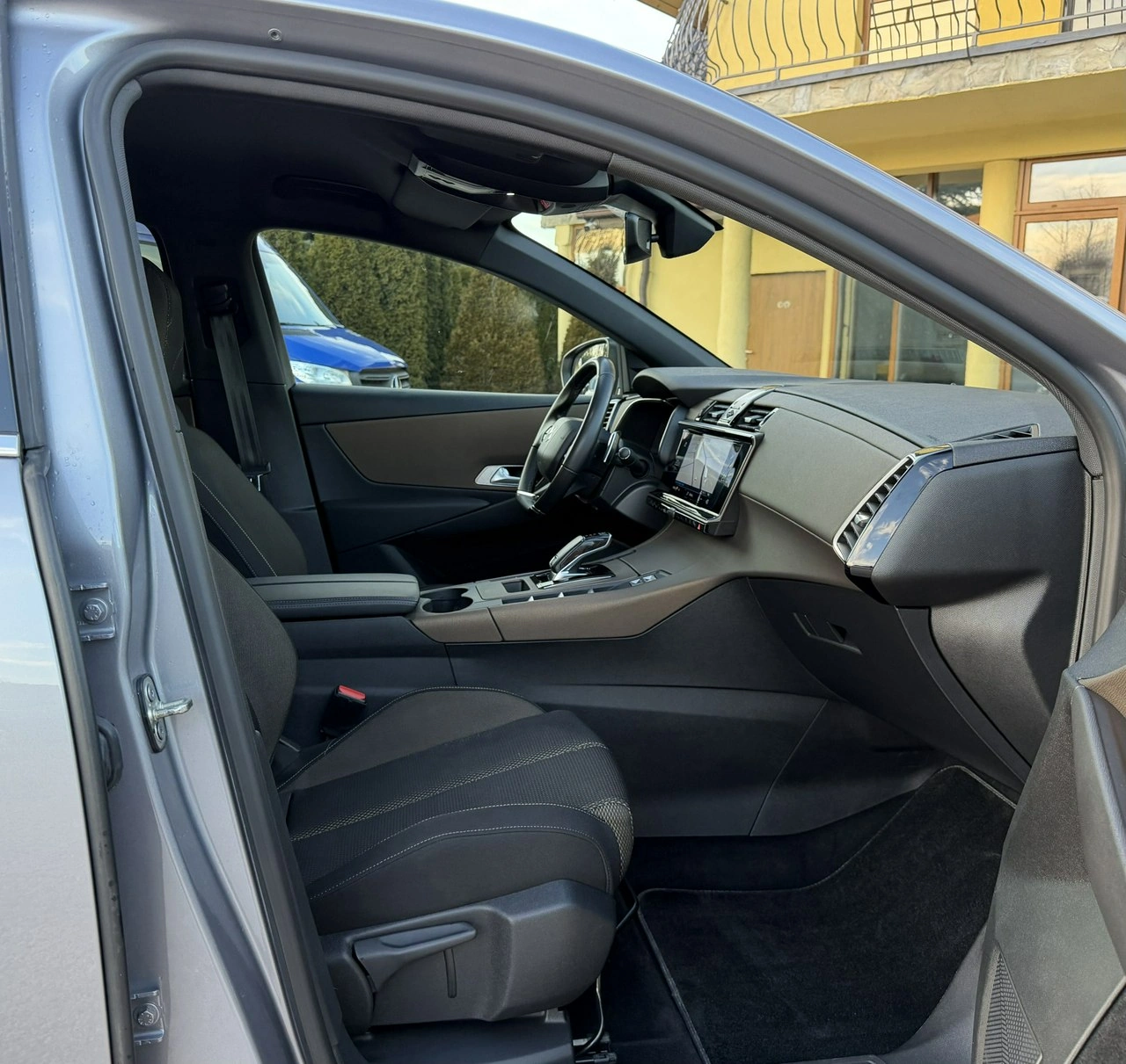 DS Automobiles DS 7 Crossback - Zdjęcie 12