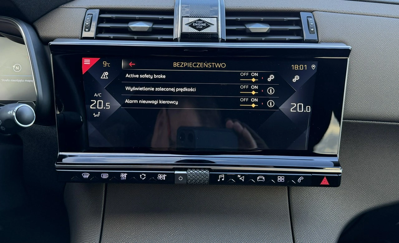 DS Automobiles DS 7 Crossback - Zdjęcie 28