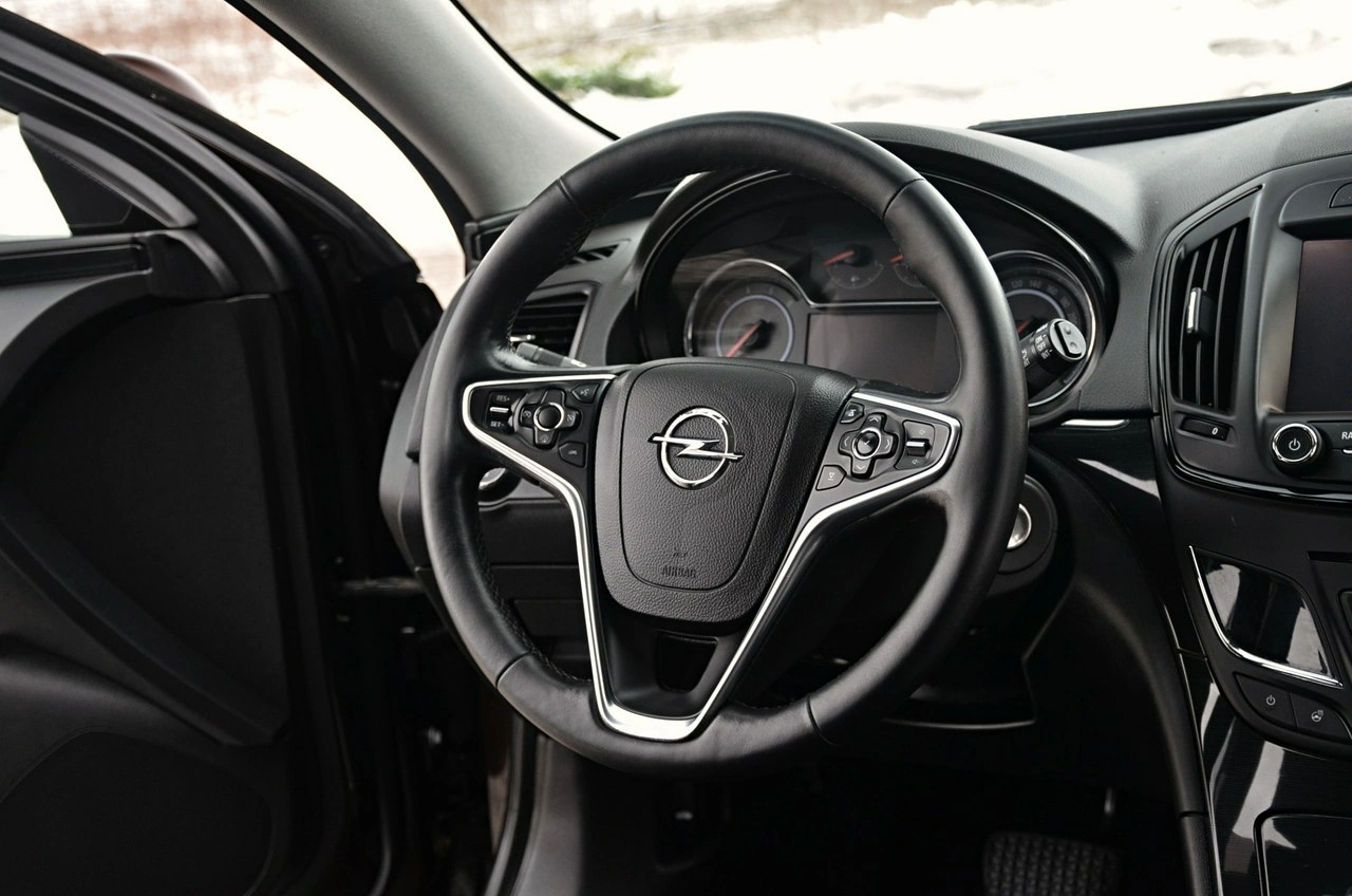 Opel Insignia - Zdjęcie 26