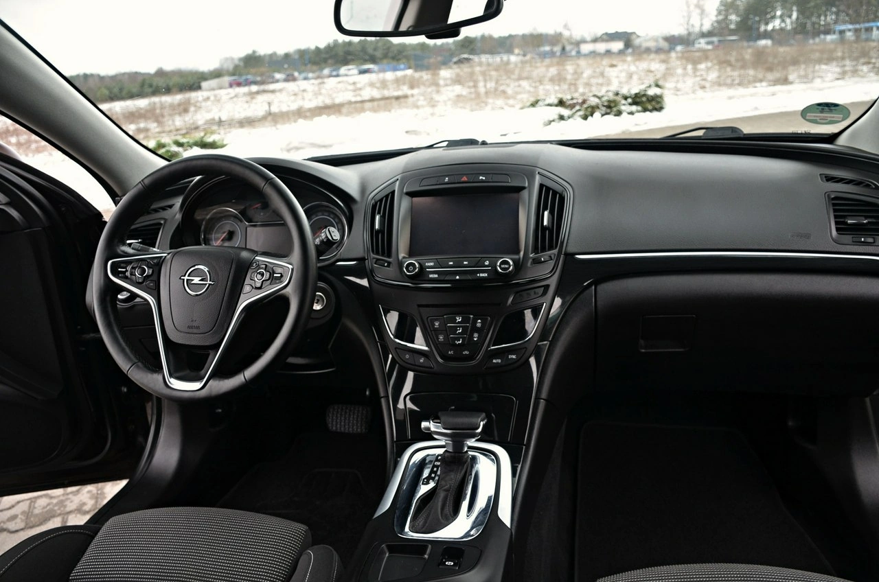 Opel Insignia - Zdjęcie 27