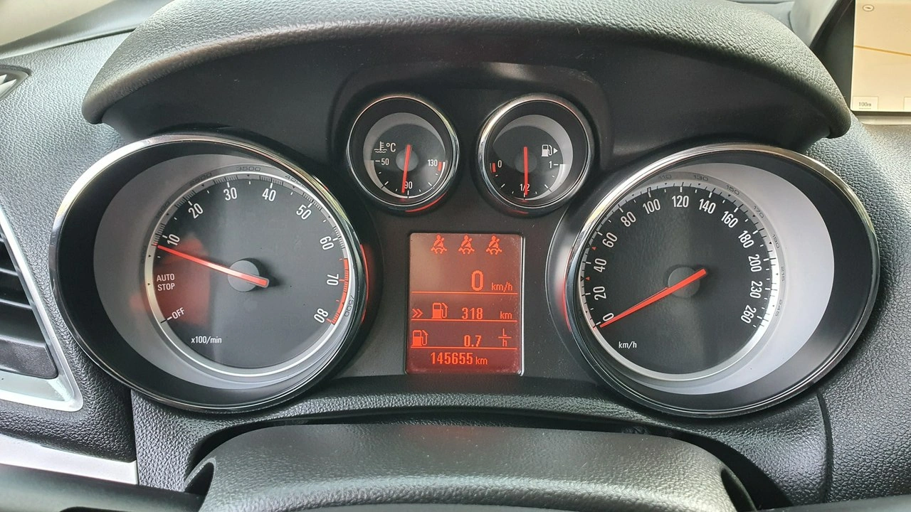 Opel Mokka - Zdjęcie 16