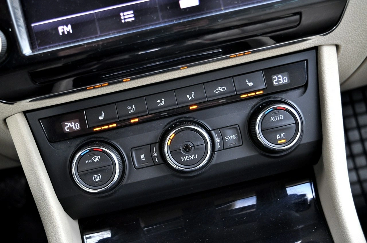 Skoda Superb - Zdjęcie 26