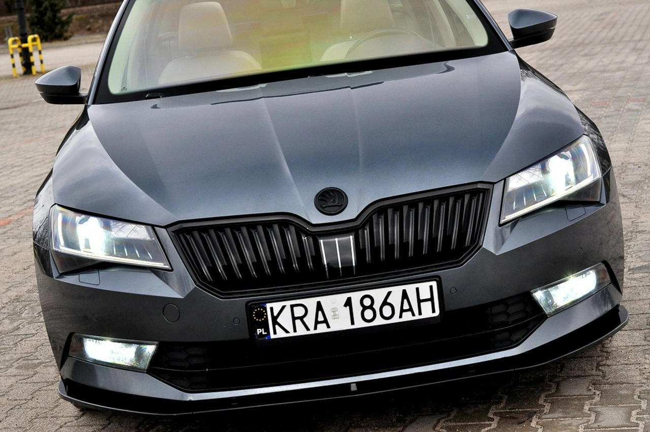 Skoda Superb - Zdjęcie 33