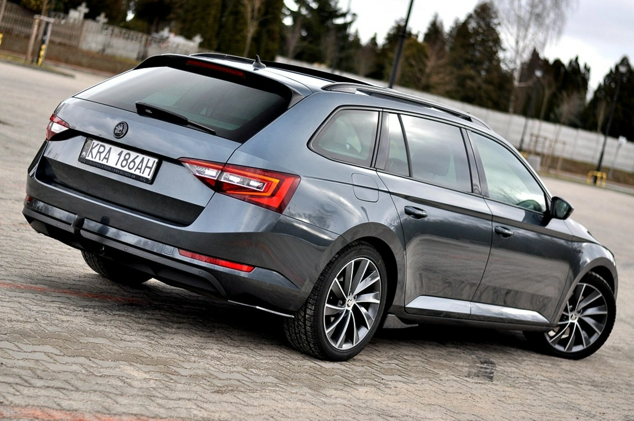 Skoda Superb - Zdjęcie 3