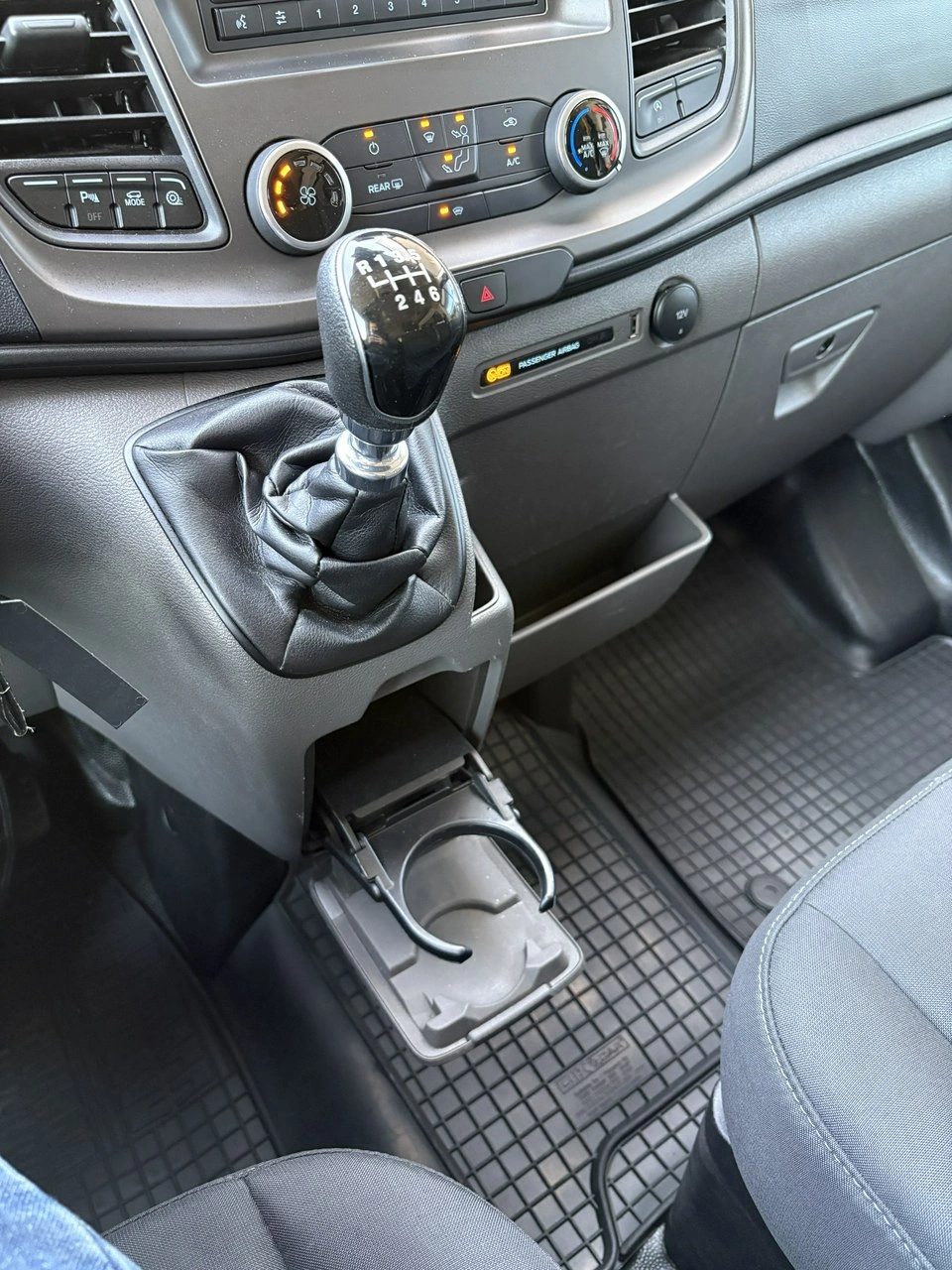 Ford Transit - Zdjęcie 25