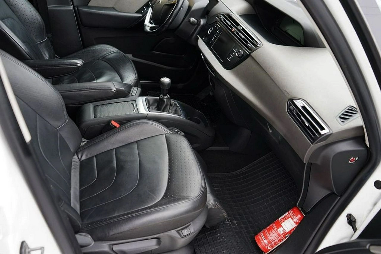 Citroën C4 Picasso - Zdjęcie 17