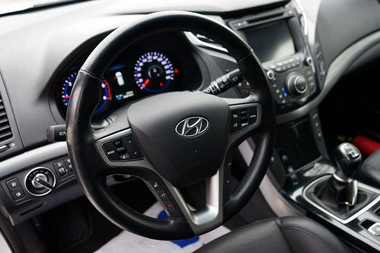 Hyundai i40 - Zdjęcie 24