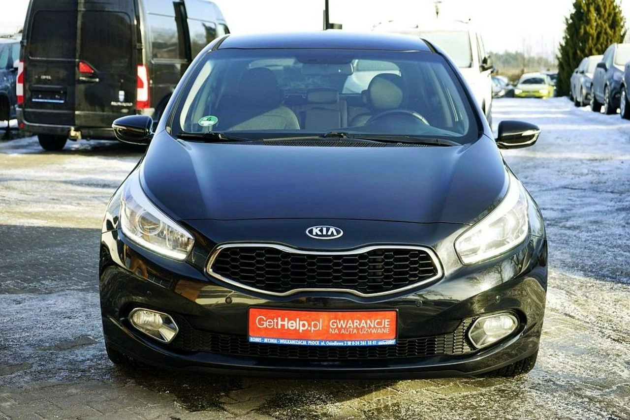 Kia Ceed - Zdjęcie 10