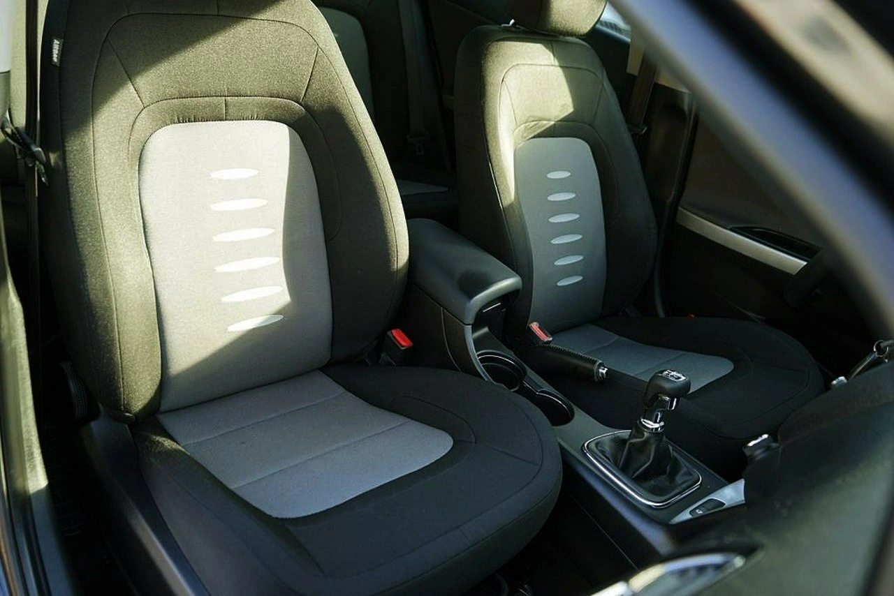 Kia Ceed - Zdjęcie 19