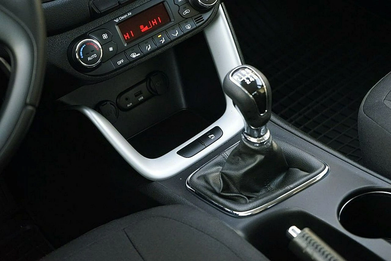 Kia Ceed - Zdjęcie 28