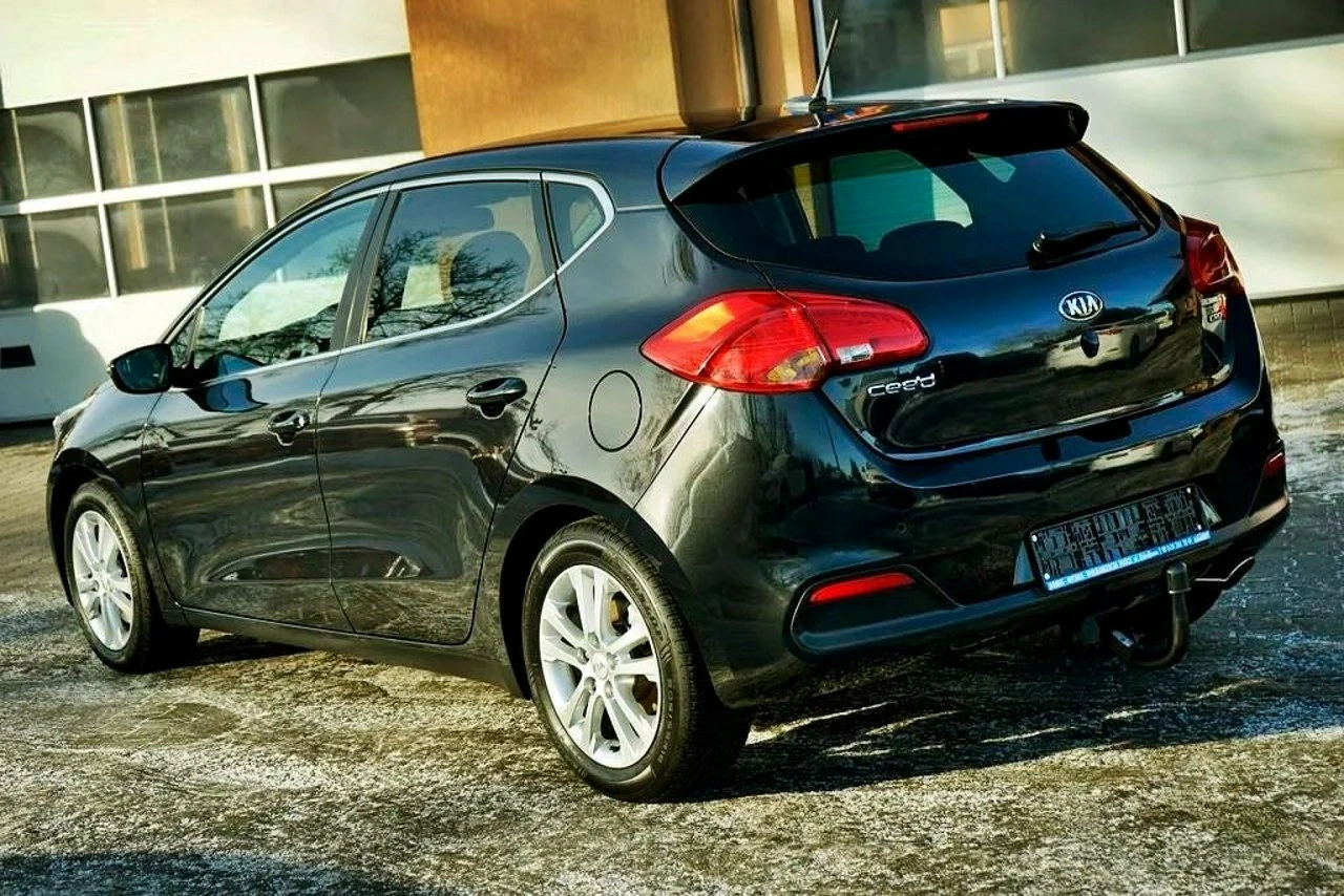 Kia Ceed - Zdjęcie 2